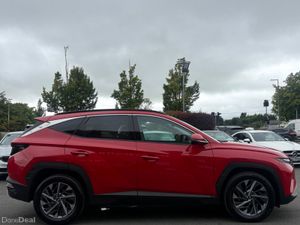 241 Hyundai Tucson Executive Plus 1.6D *Low Kils* - Image 4