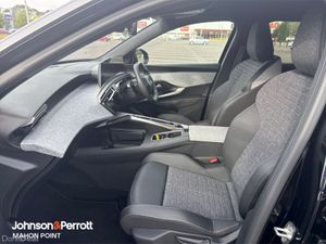 Peugeot 5008 1.2 MHEV 145bhp E-DCS6 Allure - Image 4