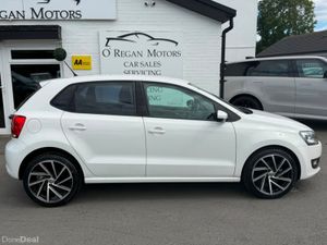 Volkswagen Polo HIGHLINE 1.2 PETROL AUTO *REVERSE - Image 2