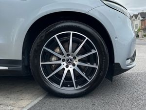 Mercedes-Benz EQC EQC 4004Matic AMG Line,Beautiful - Image 4