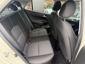 Kia Picanto 1.0 MY23 5DR - Image 4