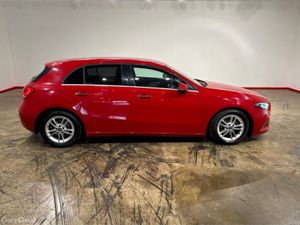 Mercedes-Benz A-Class 1.4 AUTOMATIC A180 STYLE EDI - Image 3