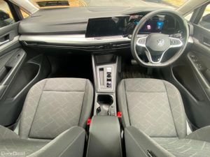 Volkswagen Golf ACTIVE PLATINUM EDITION 1.0 ETSI 1 - Image 2