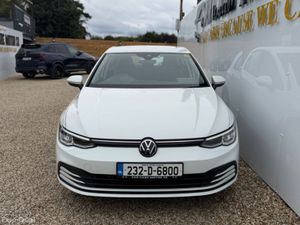 Volkswagen Golf Life 1.0 TSI Mhev 110HP 5 - Image 3