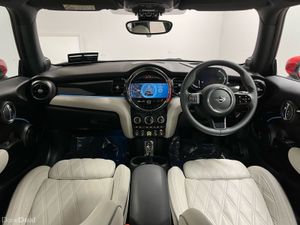 Mini Cooper Electric Level 3 32.6kWh 184BHP - Reve - Image 4