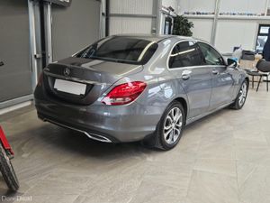 17 MERCEDES-BENZ C200 D  AVANTGARDE EDITION - Image 2