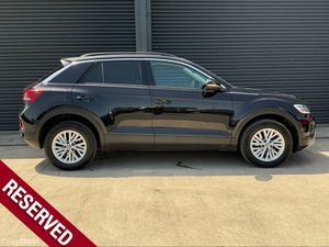 Volkswagen T-Roc LIFE 2.0 TDI MANUAL 6SPEED FWD 11 - Image 3