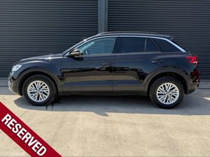 Volkswagen T-Roc LIFE 2.0 TDI MANUAL 6SPEED FWD 11 - Image 4