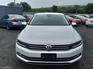 Volkswagen Passat Estate TSI COMFORT LINE - Automa - Image 2
