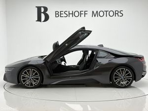 BMW i8 1.5 HYBRID COUPE=LOW MILES//HUGE SPEC//D RE - Image 2