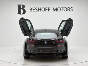 BMW i8 1.5 HYBRID COUPE=LOW MILES//HUGE SPEC//D RE - Image 4