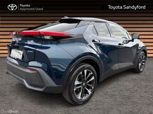Toyota C-HR HEV SPORT - Image 2