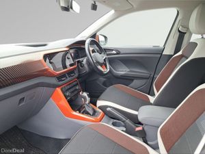 Volkswagen T-Cross TSI FIRST AUTO - Image 4