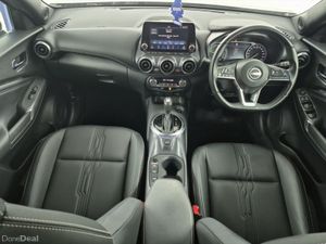 Nissan Juke HYBRID 1.6 SVE Leather Interior - Image 4