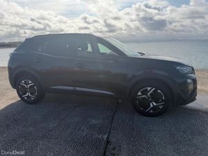 Peugeot 2008 PURETECH EAT8 S/S GT - Image 2