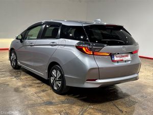 Honda Shuttle 1.5 HYBRID AUTOMATIC ESTATE - CRUISE - Image 4