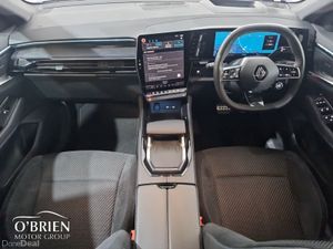 Renault Austral E-TECH Hybrid 200 iconic esprit Al - Image 2