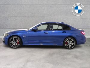 BMW 3-Series 330e M Sport Saloon - Image 4