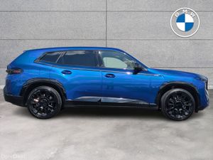 BMW XM 50e - Image 3
