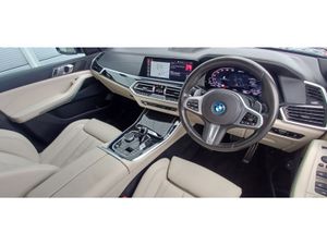 BMW X5 G05 XDRIVE45E M SPORT - Image 4