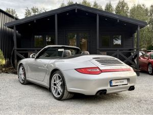 Porsche 911 Carrera 4 S PDK, 385BHP, SATELLITE NAV - Image 4
