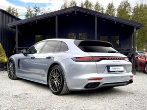 Porsche Panamera 4 E-HYBRID SPORT TURISMO PLATINUM - Image 4
