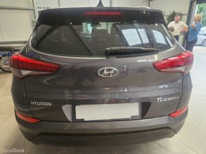 16 HYUNDAI TUCSON COMFORT - Image 4