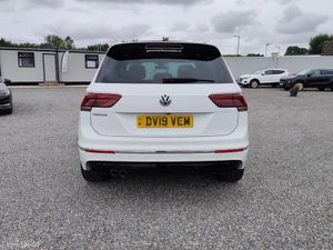 Volkswagen Tiguan R-LINE TECH TDI - Image 3