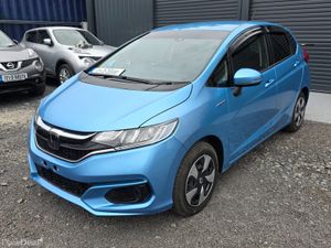 Honda Fit Hybrid Automatic 2017 Low Miles Leather - Image 4