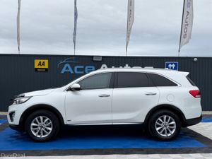 Kia Sorento PLATINUM 4X2 -2.2 DIESEL - MANUAL - 12 - Image 4