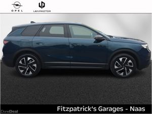Opel Grandland GS HYBRID Demo with 3.9% Finance Av - Image 4