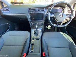 Volkswagen Golf 1.2 COMFORTLINE PETROL AUTO DIGITA - Image 2