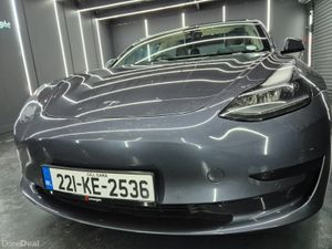 Tesla Model 3 2022 - Image 3