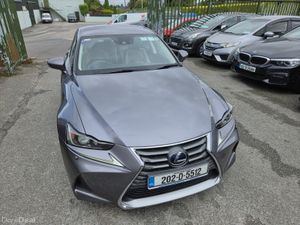 Lexus IS 300h Executive - Image 2