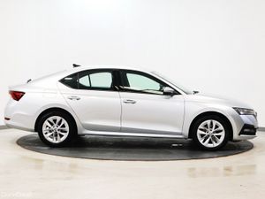 *29* 2023 Skoda Octavia 2.0TDI AMBITION - Image 3