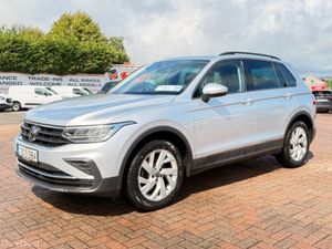 Volkswagen Tiguan Life 2.0tdi M6F 122HP 5 - Image 3