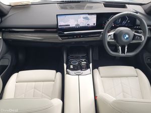 BMW 5-Series 530e M Sport - Image 4