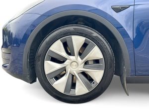 Tesla Model Y RWD - Image 4