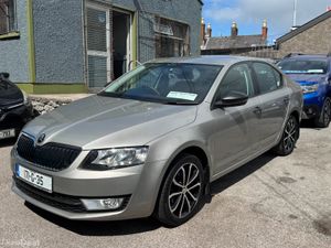 Skoda Octavia petrol car 1 owner - Image 3
