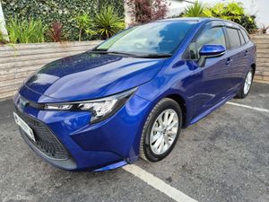 Toyota Corolla 1.8 HYBRID / S SPEC / TAX €160 - Image 3