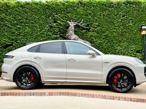 2025 Porsche Cayenne Turbo 740BHP Full Spec - Image 3