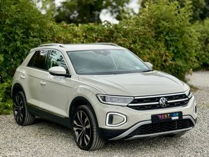 2023 Volkswagen T-Roc Style 1.5TSI 150HP Automatic - Image 2