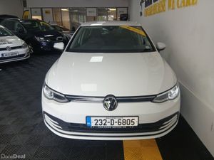 Volkswagen Golf Life 1.0 TSI Mhev 110HP 5 - Image 3
