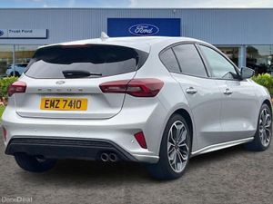 Ford Focus 1.0T EcoBoost MHEV ST-Line X Hatchback - Image 4