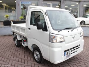 AWD FOUR WHEEL DRIVE TIPPER - Image 2