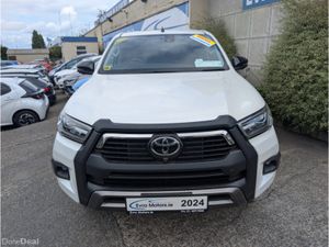 Toyota Hilux Z 4WD REVO ROCCO EDITION AUTOMATIC 2. - Image 2