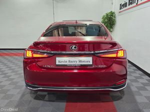 Lexus ES **DEPOSIT TAKEN** - Image 4