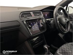 Volkswagen Tiguan Estate Special Edition R-Line Ed - Image 2