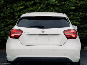 Mercedes Benz A180 2016 | Blind Spot Assist - Image 4