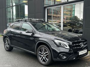 Mercedes-Benz GLA GLA 180 AMG Line Night Edition A - Image 4